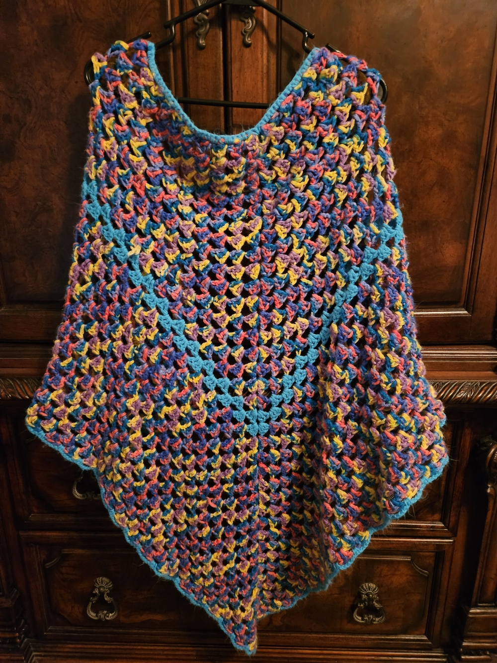 Multicolor Crochet Women’s Poncho Sweater - Vibrant Blue Accent Triangle